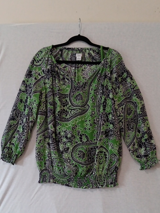 Liz Claiborne Tops - Liz Claiborne Green and Black Paisley Blouse